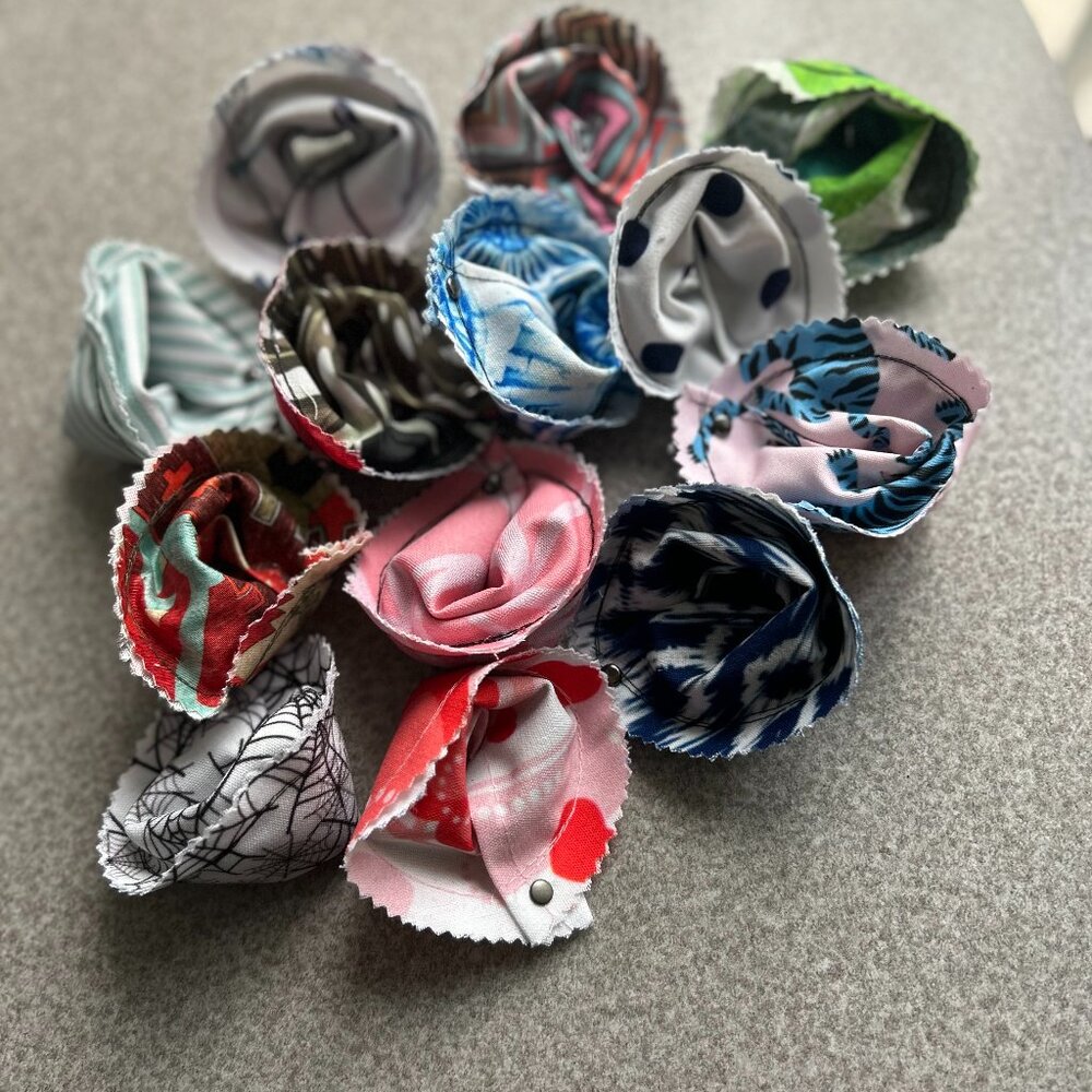 CATNIP TOYS BAKER'S DOZEN